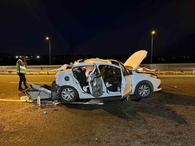 Bayram dönüşü baba ve kızını hayattan koparan kaza! Kahreden detay... Kuzey Marmara Otoyolu’nda araç kuyrukları oluştu 640xauto