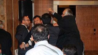 Ödül töreninde gerginlik!