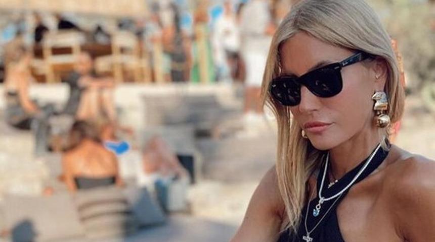 Ayrılıp arkadaş kalmışlardı... Çağla Şikel ve Nail Gönenli beraber tatilde! 