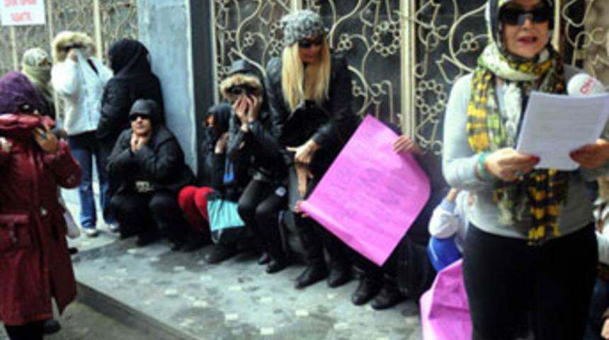 Karak&ouml;y'de genelevde &ccedil;alışanlar isyan etti