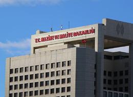 Hazine yarın 2 ihale ve 2 doğrudan satış gerçekleştirecek