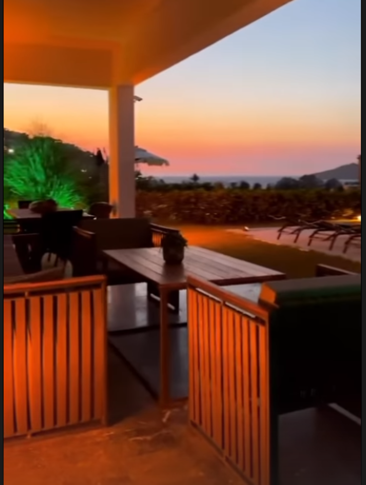 Türkücü Ceylan Bodrum'daki evinin manzarasını paylaştı! Sadece bahçesi bile olay G3
