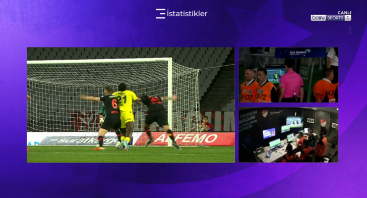 Yabancı VAR hakemi Karagümrük-Fenerbahçe maçına damga vurdu! Bir penaltıyı verdirtti, bir penaltıyı iptal ettirtti... G4