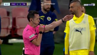 Yabancı VAR hakemi Karagümrük-Fenerbahçe maçına damga vurdu! Bir penaltıyı verdirtti, bir penaltıyı iptal ettirtti...