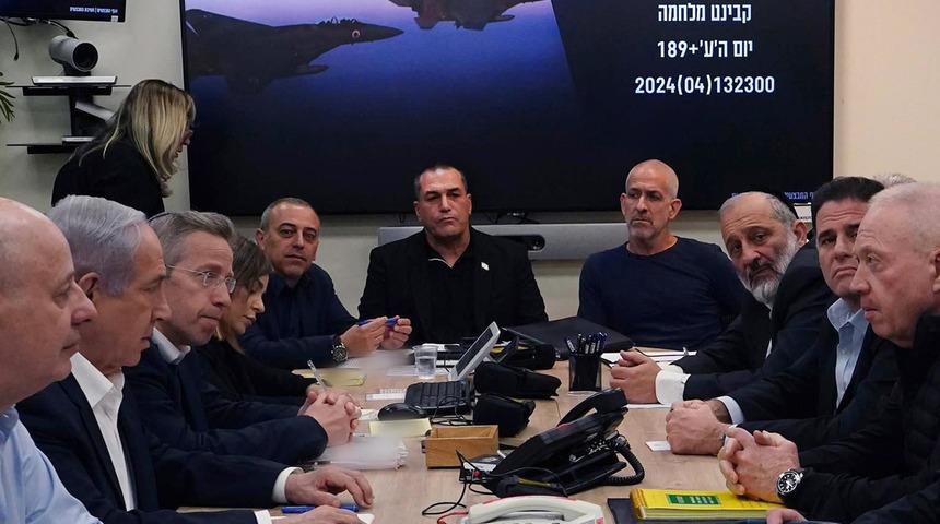 Orta Doğu'da İran-İsrail gerilimi! Kritik toplantı sona erdi, kafa karıştıran açıklamalar geldi