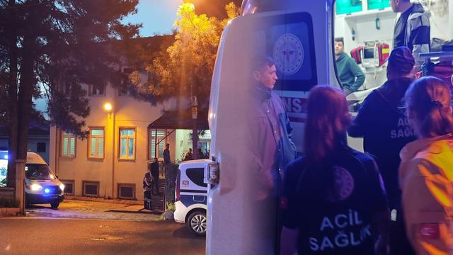 Böylesi ne görüldü ne duyuldu! Elazığ'da 3 kişi cin çarpması iddiasıyla toplum sağlığı merkezine başvurdu, ekipler sevk edildi