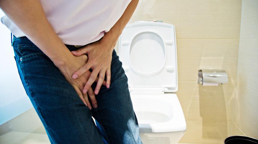 Ezber bozan açıklama: Ayakta idrar yapmak prostat yapar mı? Prostat riskini azaltmak için bu besinleri tüketin