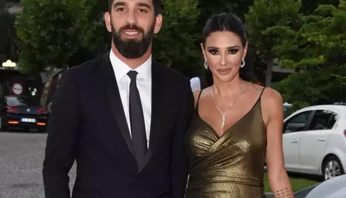 Arda Turan eşine 2.1 milyon Euro'luk lüks otomobil aldı! Bir bakan bir daha baktı