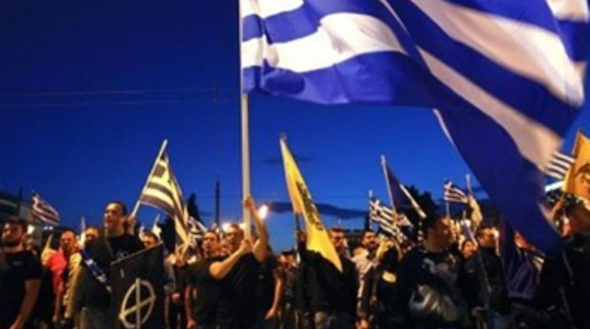 T&uuml;rk başkonsolosun makam aracına saldırı