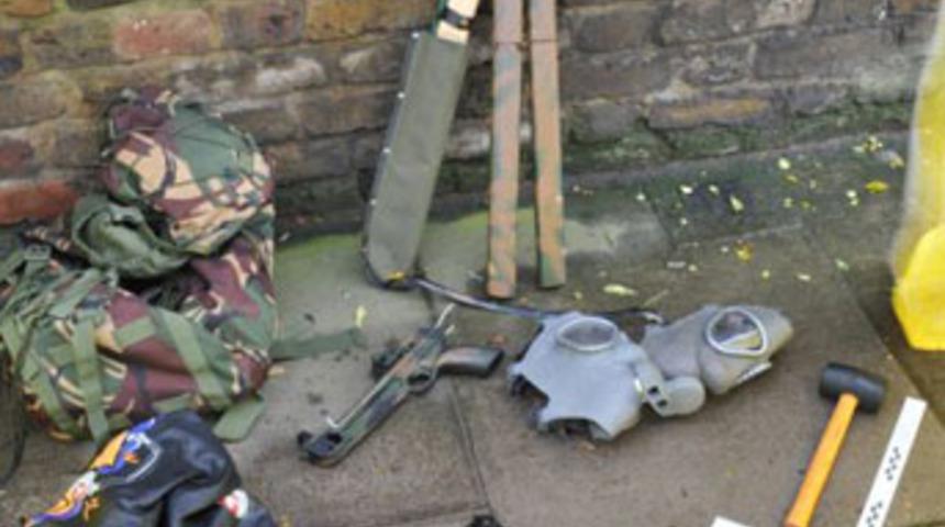 Samuray kılıcıyla saldırdı