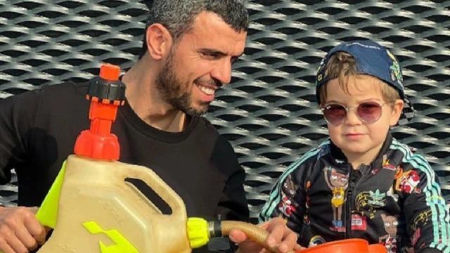 Kenan Sofuoğlu'nun minik oğlu Zayn, 5. yaşını milyonluk araçla kutladı! Görenler şaşırdı