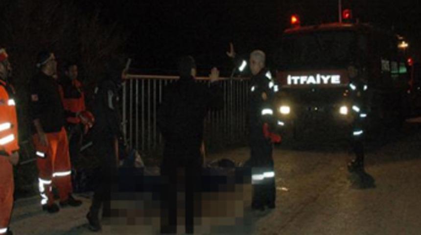 Adana'da feci kaza: 3 &ouml;l&uuml; 1 yaralı