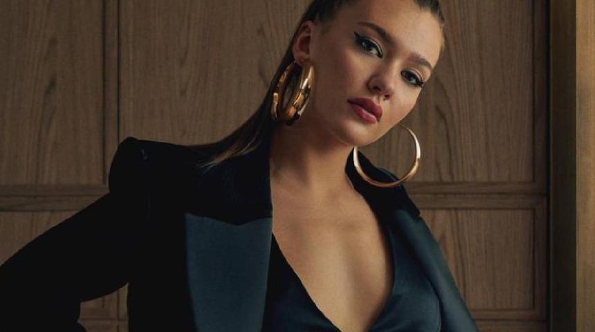 Melisa Döngel'in iddialı tatil pozları sosyal medyayı salladı! "Ayak sezonu başladı"