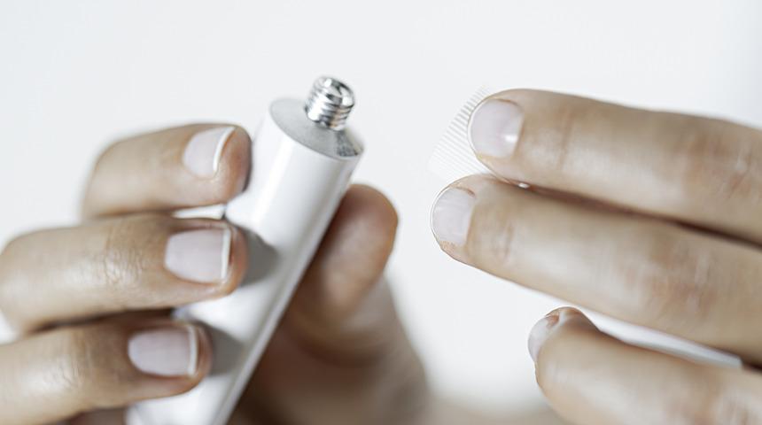 Wilkinson pomad vücutta ne kadar kalmalı? Wilkinson pomad cinsel organa sürülür mü?