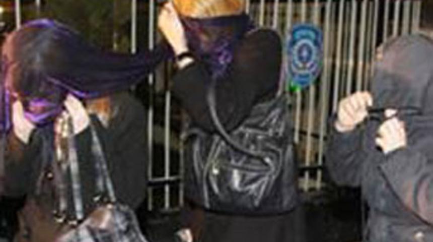 Polisten şifreli fuhuş operasyonu