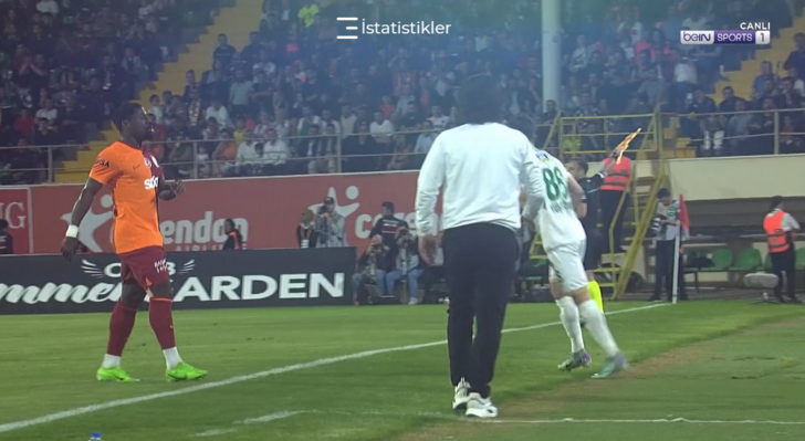 SON DAKİKA: Alanyaspor-Galatasaray maçında Fatih Tekke çılgına döndü, hakemin üzerine yürüyünce kırmızı kart gördü G4