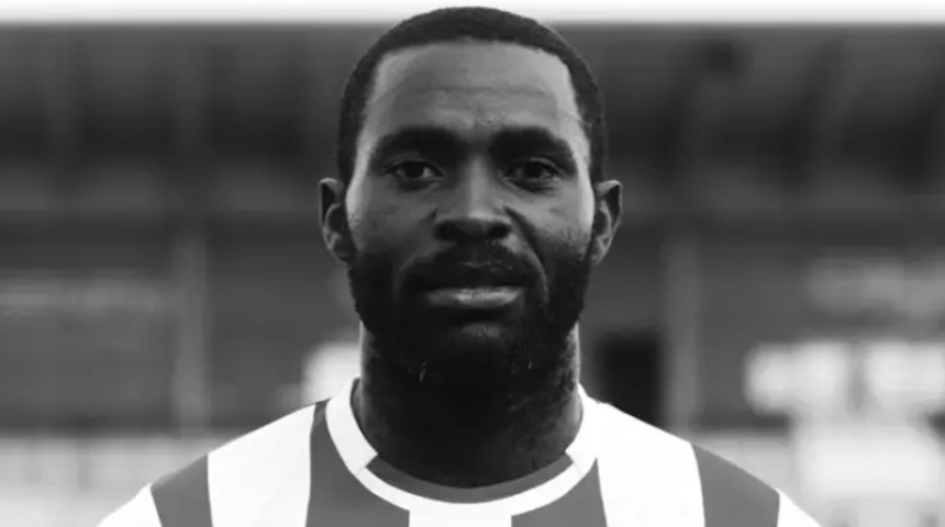 Süper Lig ekiplerinden Antalyaspor'da da forma giymiş olan eski futbolcu Joseph Boum hayatını kaybetti