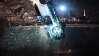 Şırnak'ta dereye devrilen hafif ticari araçtaki 4 kişi öldü