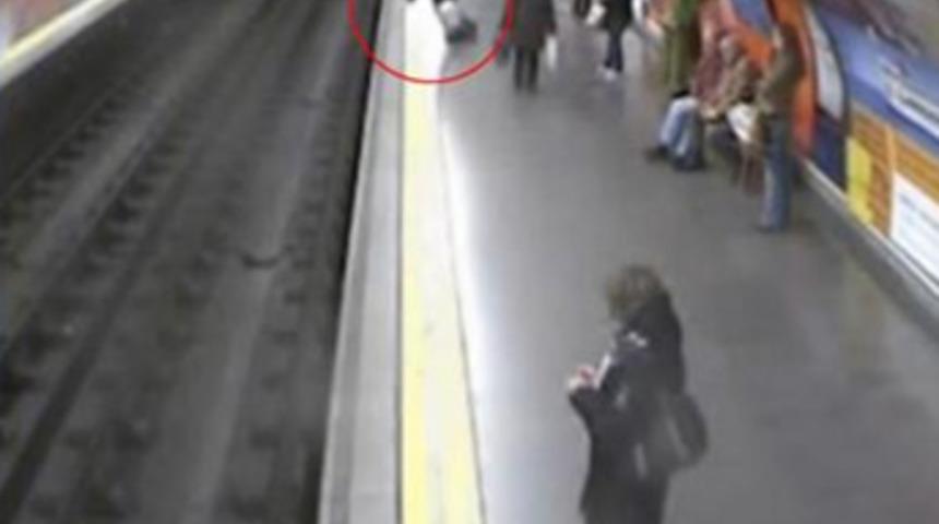 Madrid metrosunda 'hayalet ş&uuml;phesi'