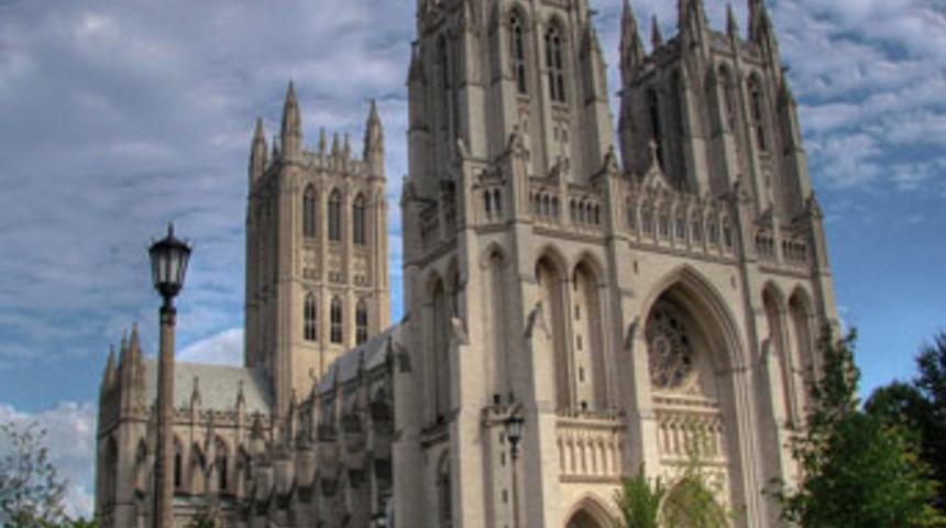 106 yıllık katedral eşcinsellere kucak açtı