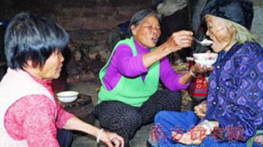 Gömülürken bir anda dirildi!