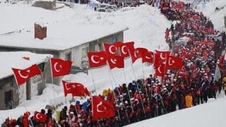 Türkiye şehitlerine yürüdü