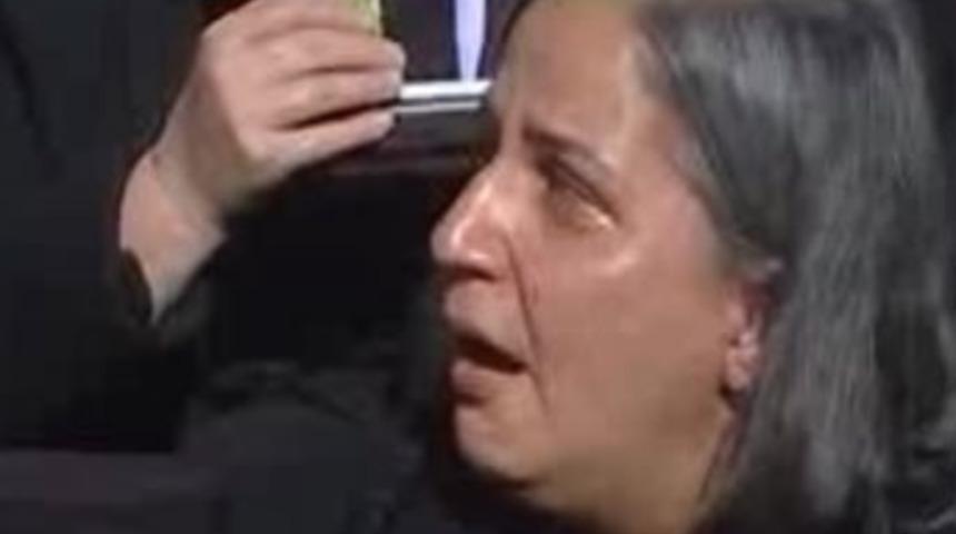 Kışanak gözyaşlarına boğuldu