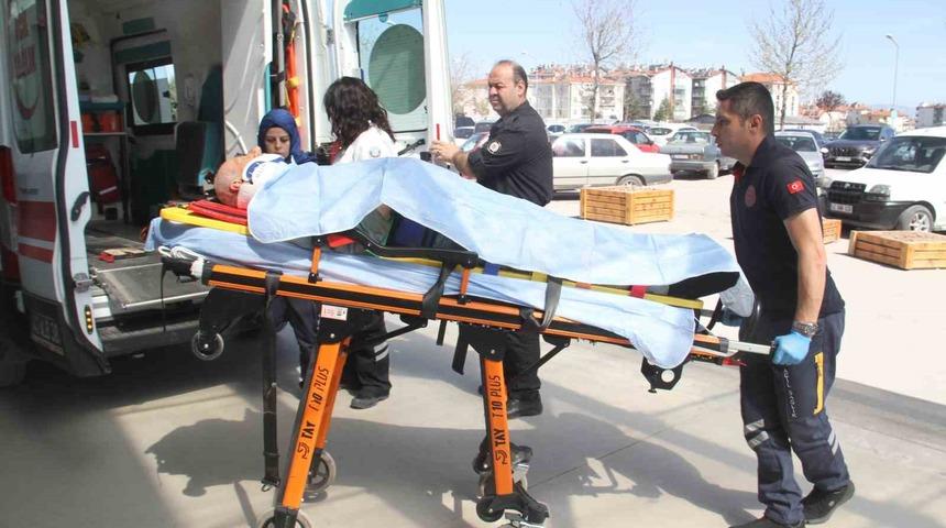 Barakadan düşen kişi yaralandı