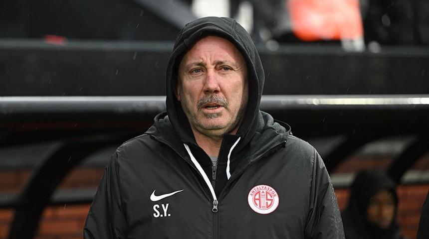 Beşiktaş ile anılan Sergen Yalçın için kulübü Antalyaspor'dan açıklama geldi!