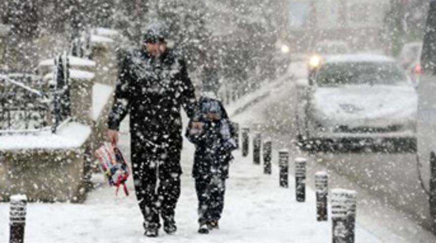 İstanbul'da kar tatili!