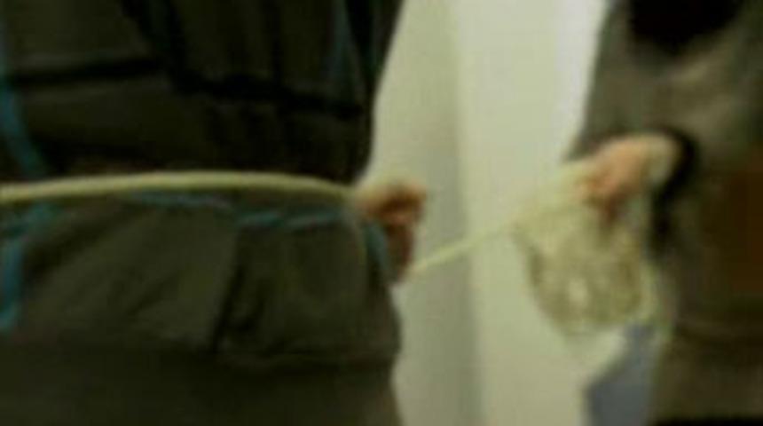 Öğrenciye tasma cezası skandalı