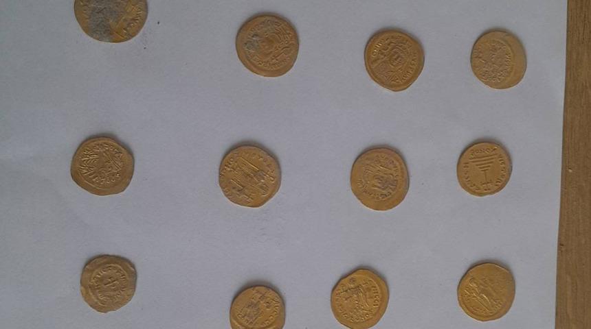 Hatay'da ortaya çıktı! Bizans dönemine ait 22 sikke bulundu