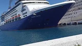 Yer: Kuşadası! Korku dolu anlar: Dev kruvaziyer gemisi böyle çarptı