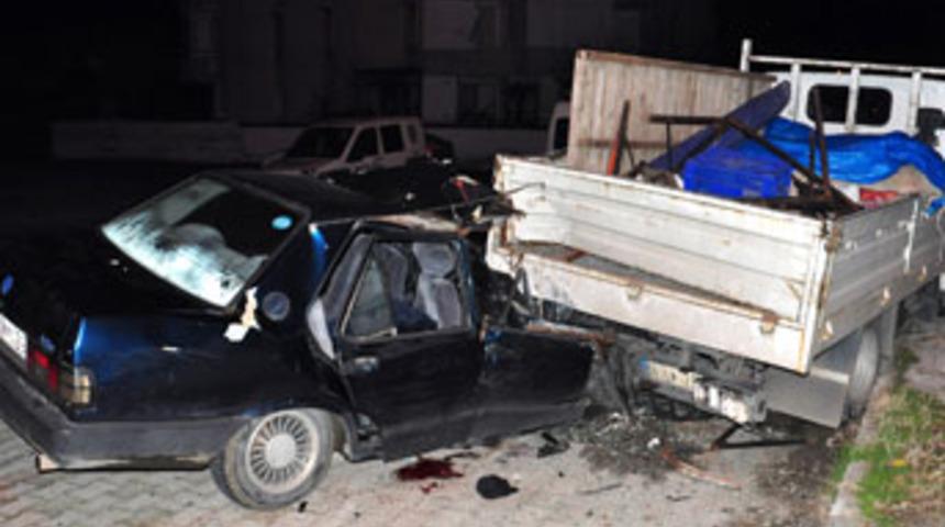 Edremit'te kaza; 3 &ouml;l&uuml;, 1 yaralı