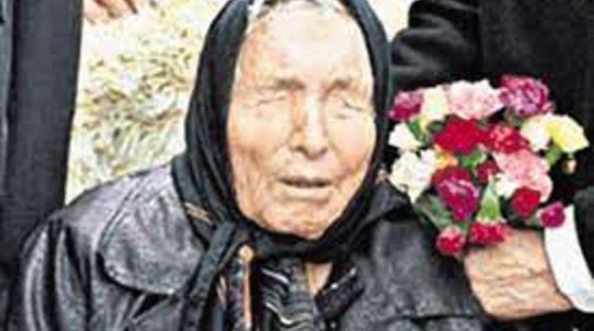 Kehanetler peşi sıra geldi! Son sözü Baba Vanga söyledi... Kehanetleri sosyal medyada çok konuşuldu