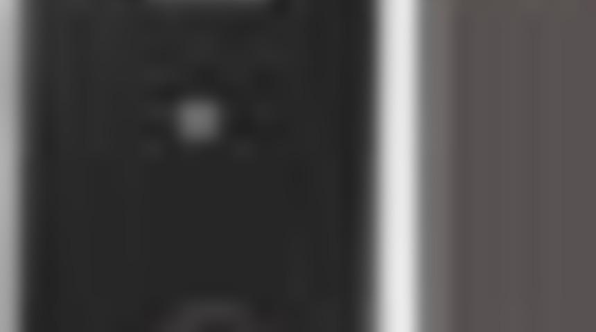 ZTE’den dev ekranlı süper akıllı telefon