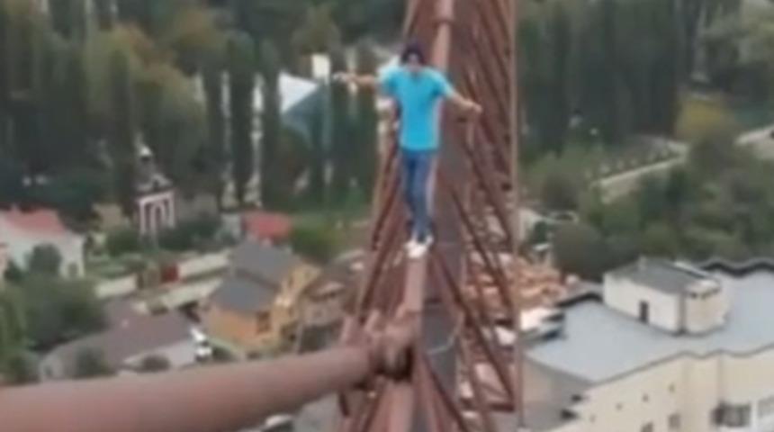 Kalbi olan bu görüntüyü izlemesin