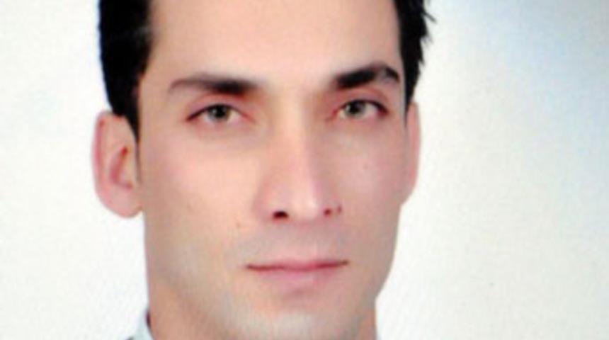 Doktor, şahdamarını keserek intihar etti