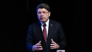 Bakan Tunç,  görevde yükselme sınav sorularıyla ilgili iddiaları yalanladı