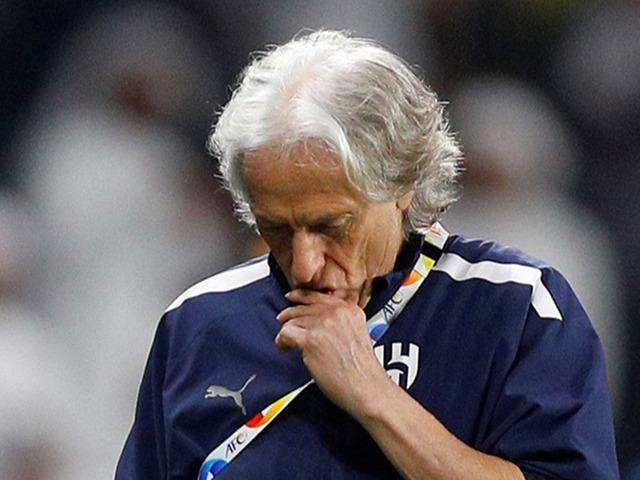 Jorge Jesus böyle yıkıldı! Hakem tam 3 kez penaltı noktasını gösterdi, Jesus'un rekor serisi sona erdi