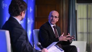 Mehmet Şimşek'ten enflasyon mesajı! Washington'da tarihi açıkladı: 2026'ya kadar...