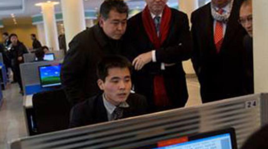 Google Başkanı Schmidt, Kuzey Kore'de