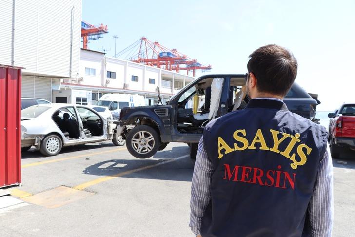 Akıllara durgunluk veren olay! Ekipler bile inanamadı... Hepsi lüks araç! Tek tek parçalamışlar G1