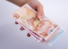 Eşinin kilosuyla dalga geçti: Mahkemeden tazminat kararı: 5 bin lira manevi tazminat ödeyecek