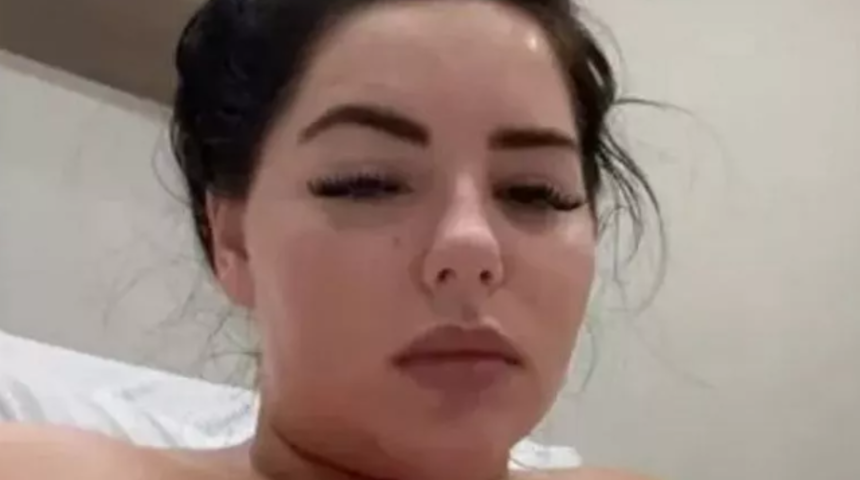 Başarısız göğüs estetiği kabusu yaşattı! 'Göğüs uçlarım ölüyor' diyerek yardım istedi... Aylardır kapanmayan yaralarıyla: 'Cinayet mahalli gibi görüyor'