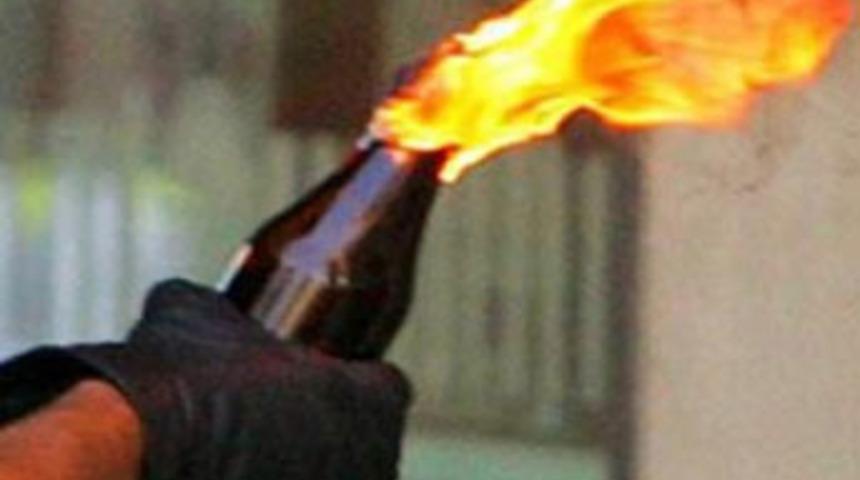 Bel&ccedil;ika'da 'K&uuml;rt K&uuml;lt&uuml;r Derneği' kundaklandı