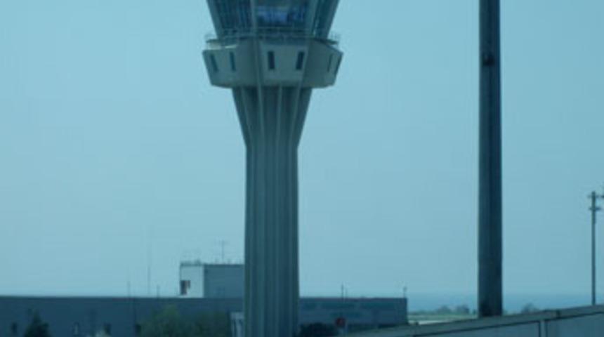 Pilot ile kule arasında 'tayyare' polemiği