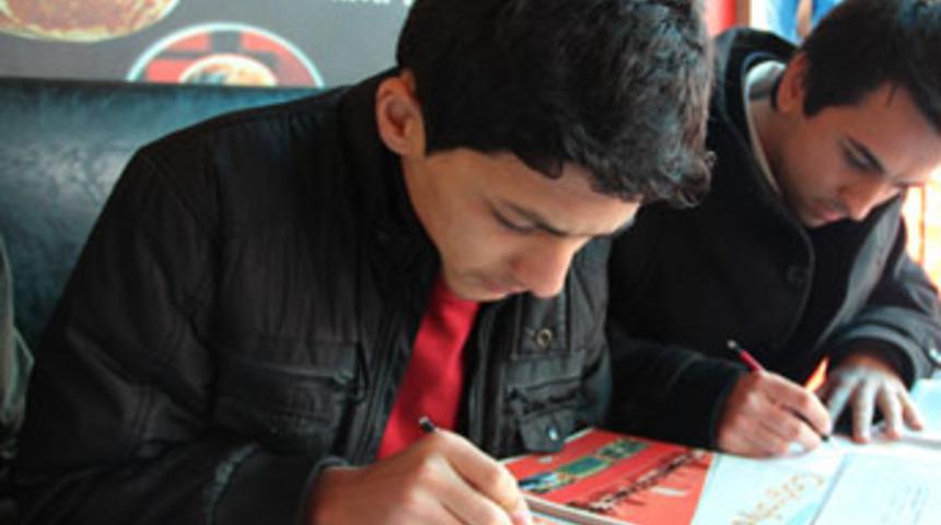 Tam 24 tane parmağı var!