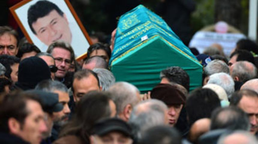 Ferdi Özbeğen son yolculuğuna uğurlandı