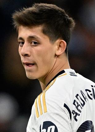 Arda Güler kendisine gelen transfer teklifini böyle reddetti! "Sizde oynamam çünkü..."